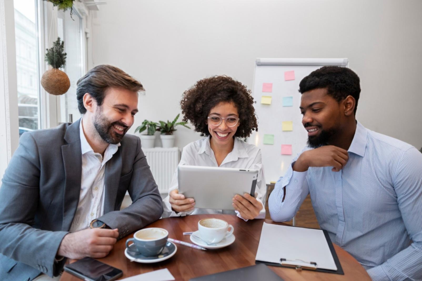 Espacio de trabajo colaborativo donde desarrollamos estrategias financieras personalizadas